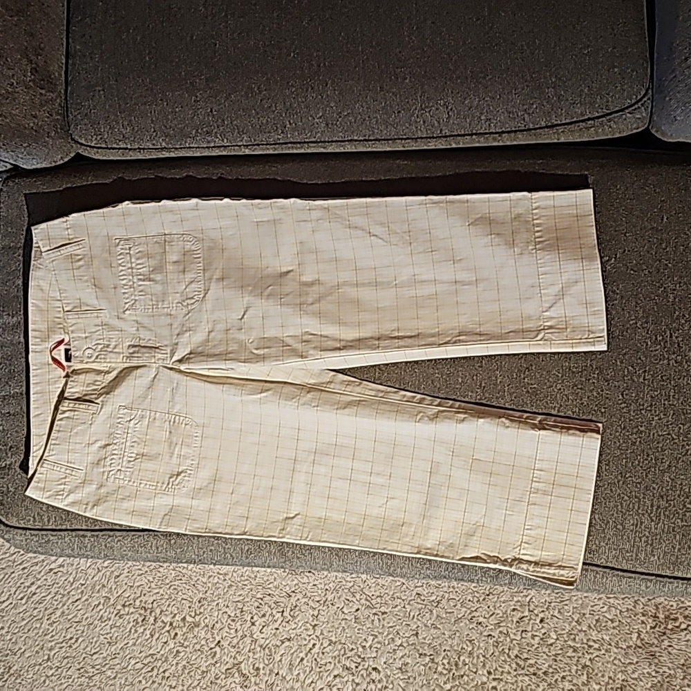 Northface plaid capris